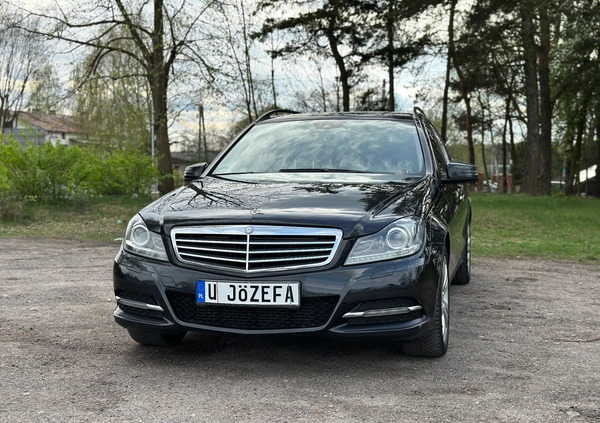 Mercedes-Benz Klasa C cena 39700 przebieg: 240000, rok produkcji 2013 z Chocz małe 497